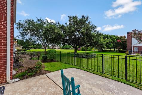 2524 Masters Drive League City TX 77573