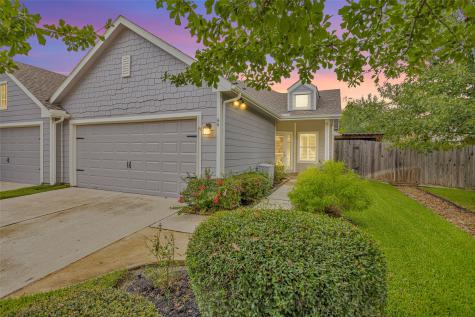 66 E Kentwick Place Conroe TX 77384