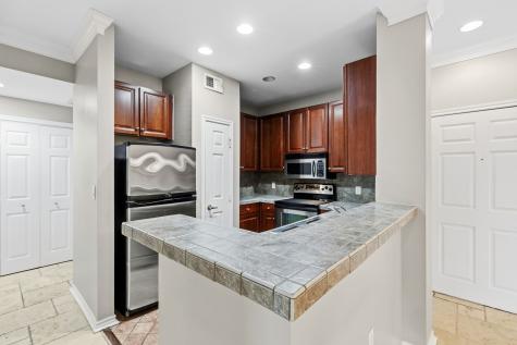 2400 Mccue Road 436 Houston TX 77056
