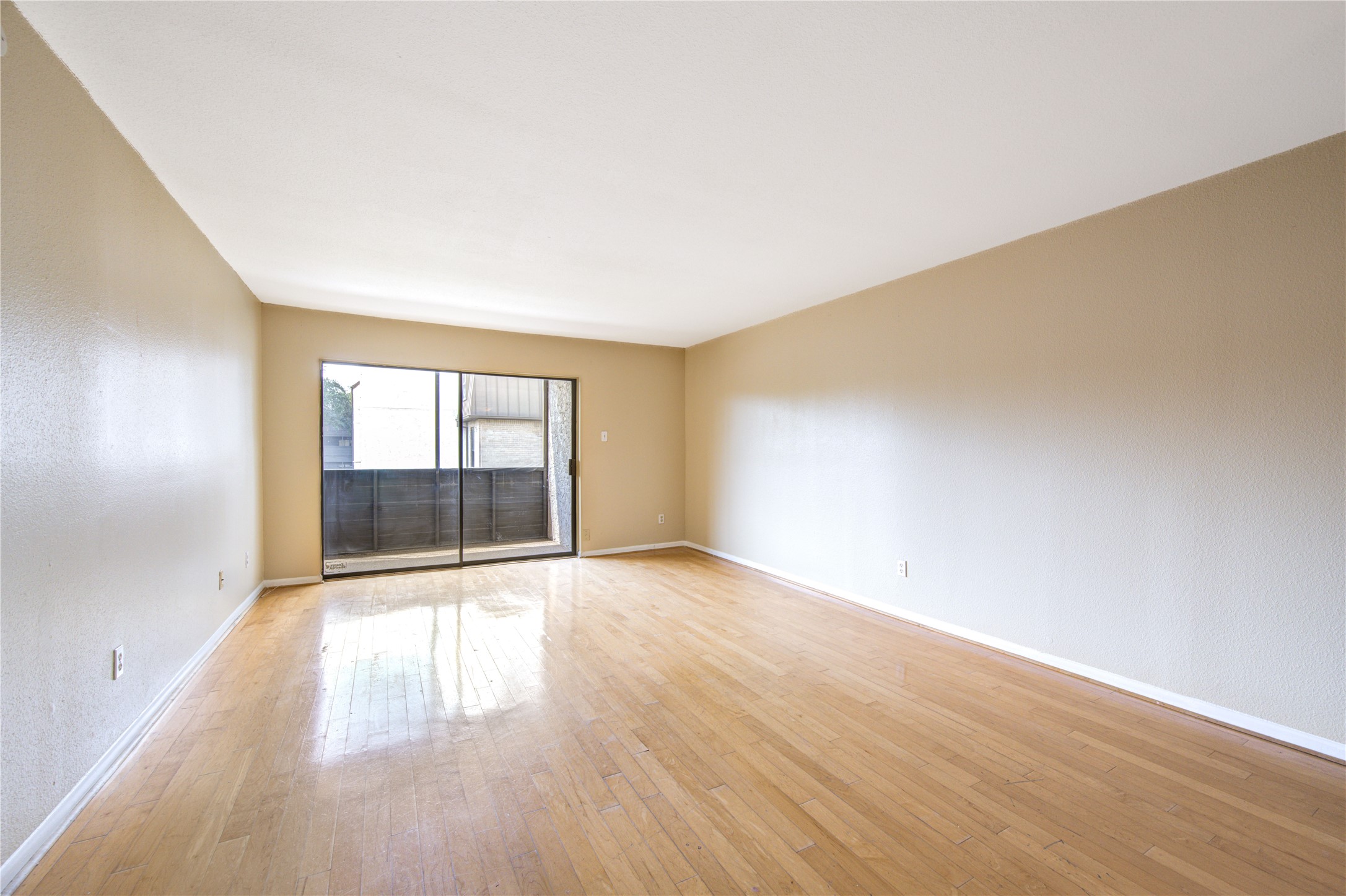 3055 Walnut Bend Lane 21 Houston TX 77042