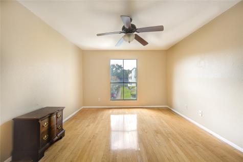 3055 Walnut Bend Lane 21 Houston TX 77042