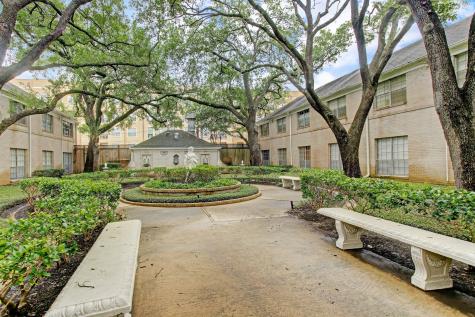 2600 Bellefontaine Street C22 Houston TX 77025