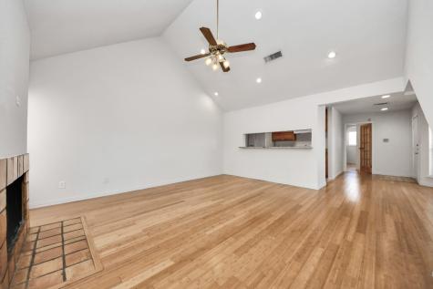 6601 Sands Point Drive 54 Houston TX 77074