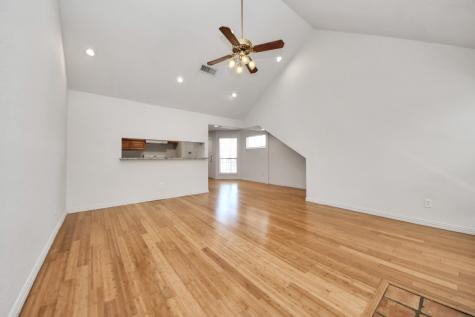 6601 Sands Point Drive 54 Houston TX 77074