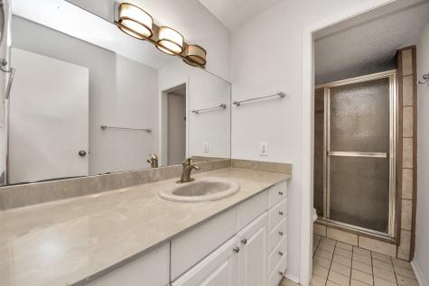 6601 Sands Point Drive 54 Houston TX 77074