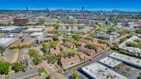 6601 Sands Point Drive 54 Houston TX 77074