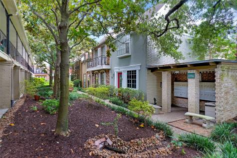 11550 Chimney Rock Road 324 Houston TX 77035