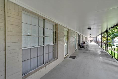 11550 Chimney Rock Road 324 Houston TX 77035