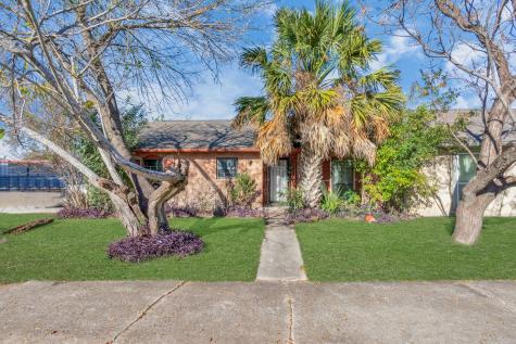 8339 Leawood Boulevard Houston TX 77072