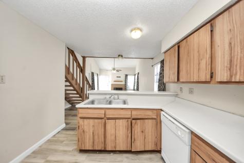 12232 Coppertree Lane 122 Houston TX 77035