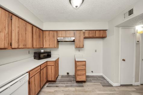 12232 Coppertree Lane 122 Houston TX 77035