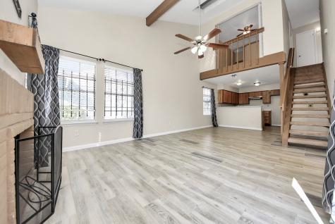12232 Coppertree Lane 122 Houston TX 77035