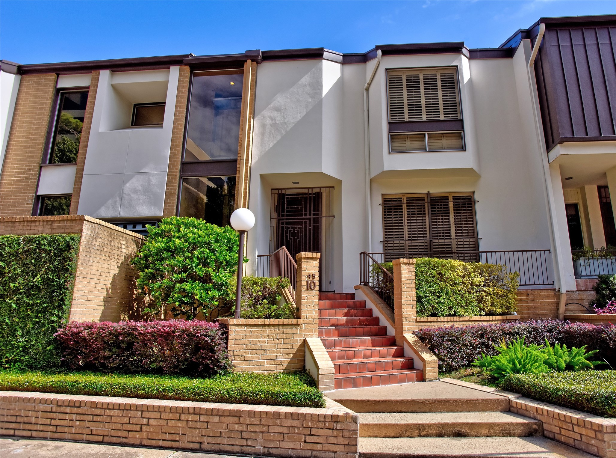 45 Briar Hollow Lane 10 Houston TX 77027