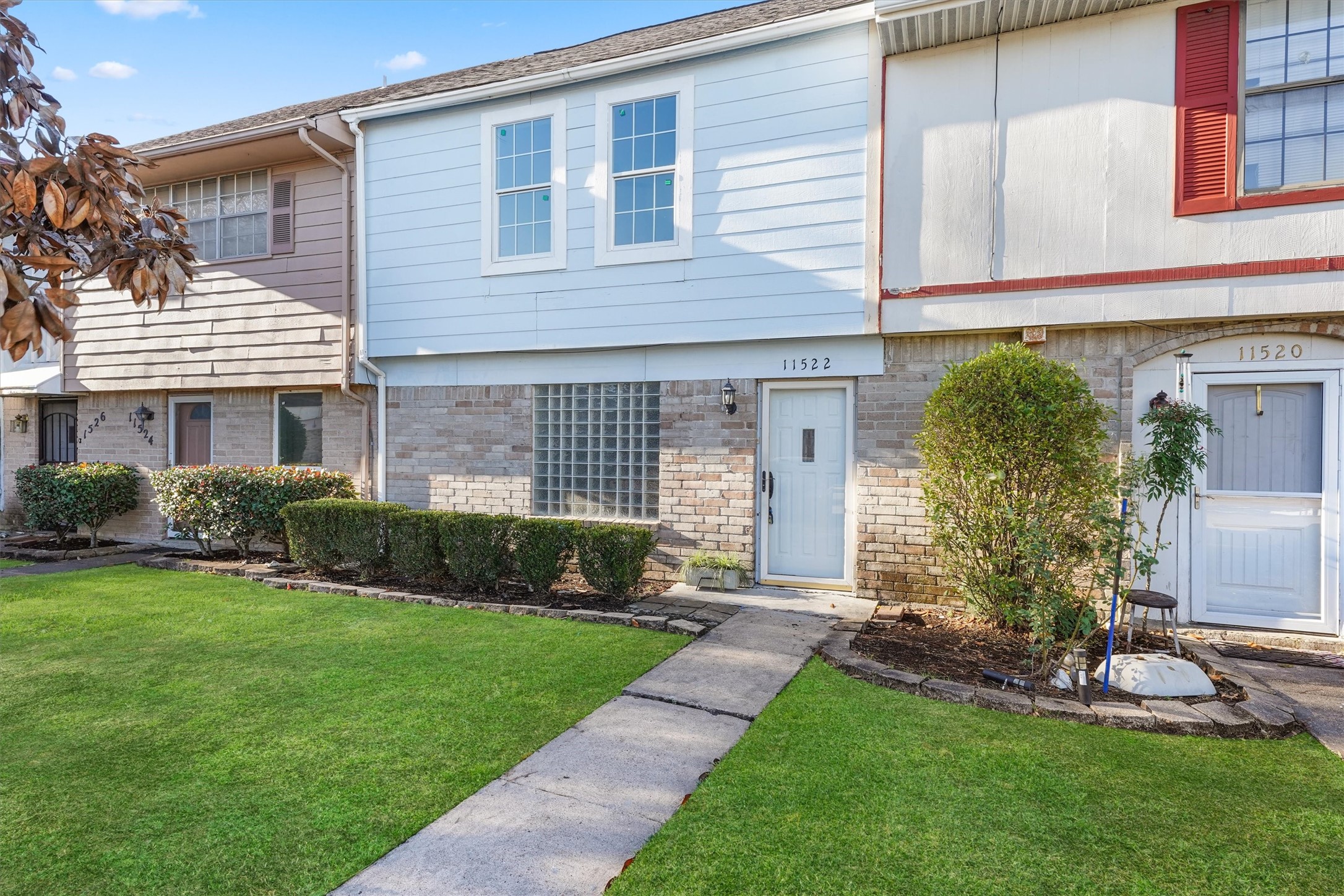 13001 Nyack Drive 11522 Houston TX 77089