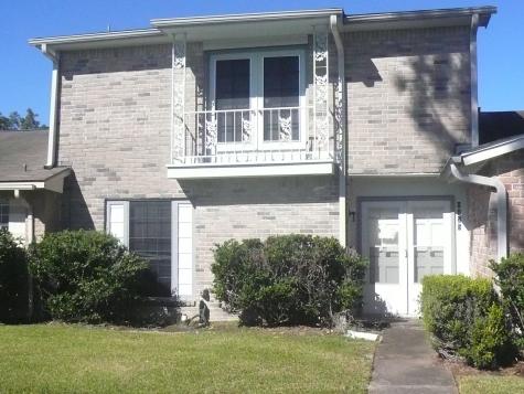 6425 S Briar Bayou Drive Houston TX 77072
