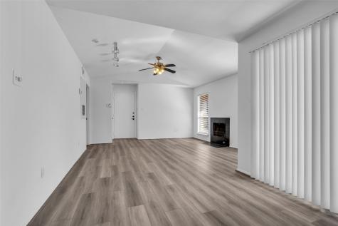 2025 Augusta Drive 304 Houston TX 77057