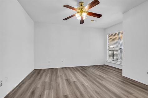 2025 Augusta Drive 304 Houston TX 77057