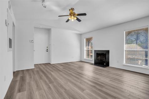 2025 Augusta Drive 304 Houston TX 77057