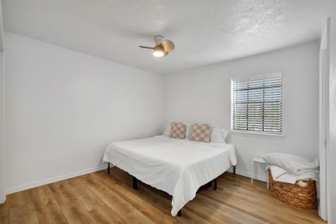 2401 Sycamore Avenue D9 Huntsville TX 77340