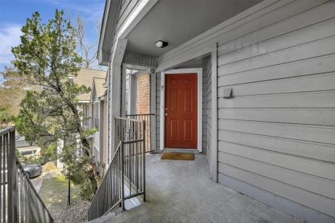 2401 Sycamore Avenue D9 Huntsville TX 77340
