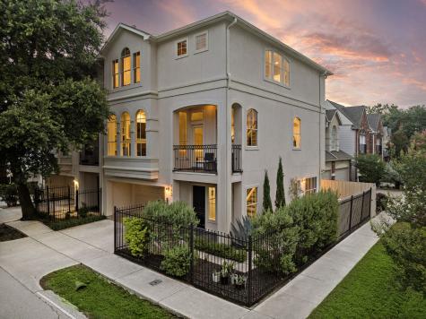 702 Reinerman Street Houston TX 77007