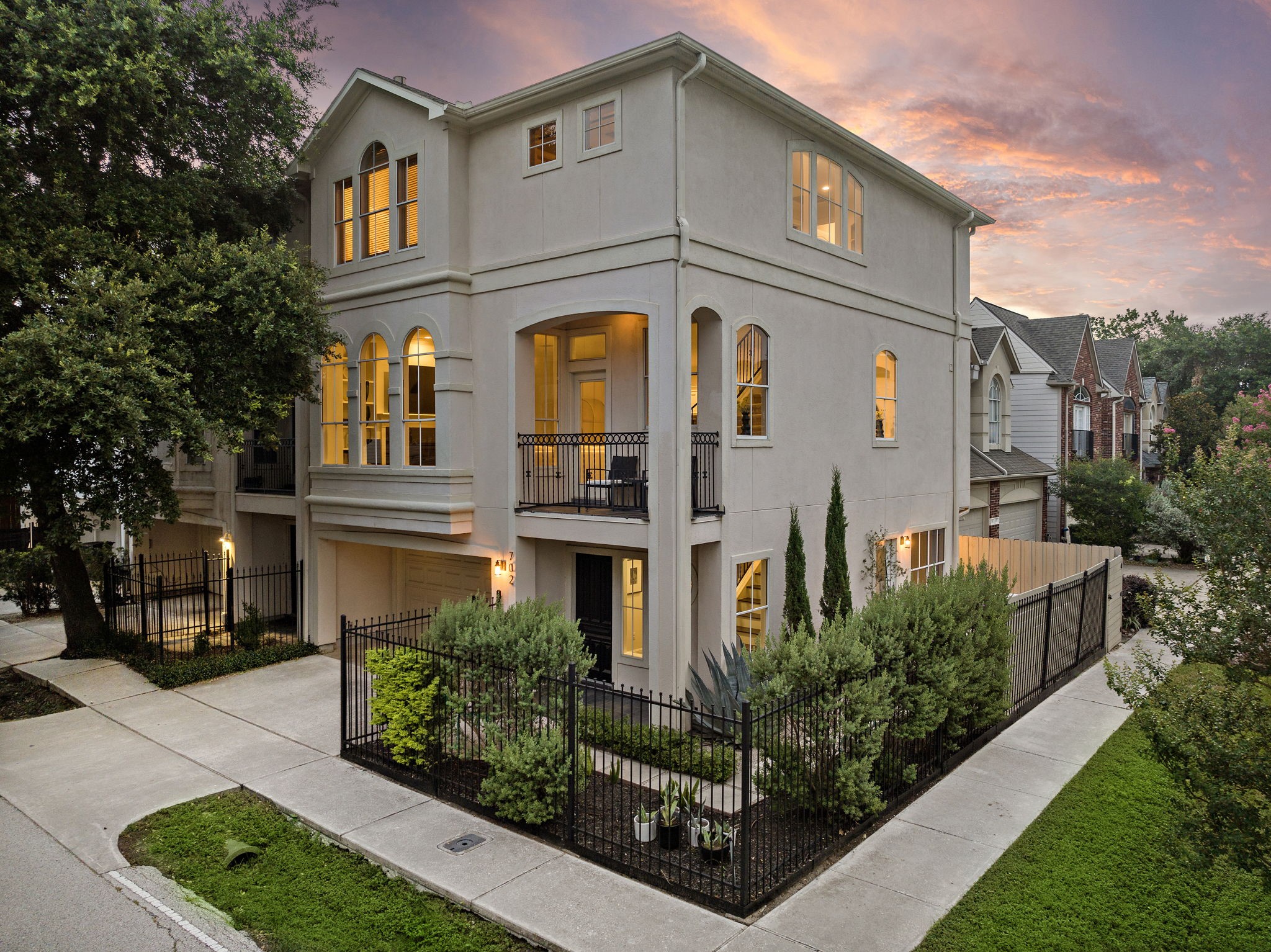 702 Reinerman Street Houston TX 77007