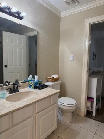 418 Garland Drive 214 Lake Jackson TX 77566