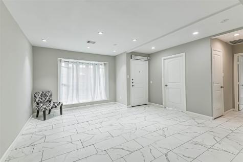 6853 Chasewood Drive Houston TX 77489