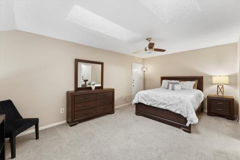 10855 Meadowglen Lane 729 Houston TX 77042