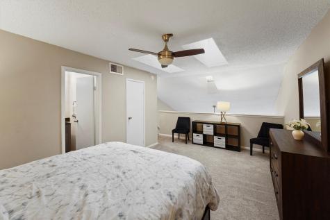 10855 Meadowglen Lane 729 Houston TX 77042