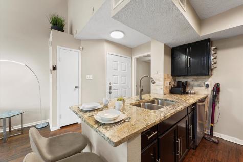 10855 Meadowglen Lane 729 Houston TX 77042