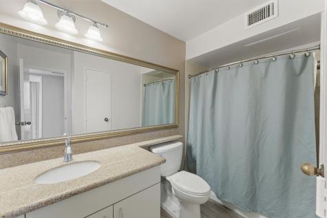 5220 Seawall Boulevard 1133c Galveston TX 77551