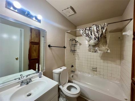 12652 Windsor Village Drive 2652 Houston TX 77071
