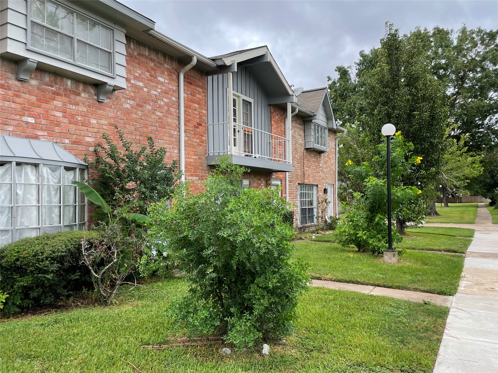 6393 S Briar Bayou Drive Houston TX 77072