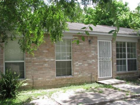 5172 Glenridge Lane Houston TX 77053