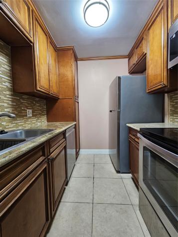 2507 Montrose Boulevard 12 Houston TX 77006