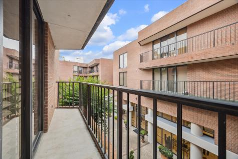 9333 Memorial Drive 301 Houston TX 77024