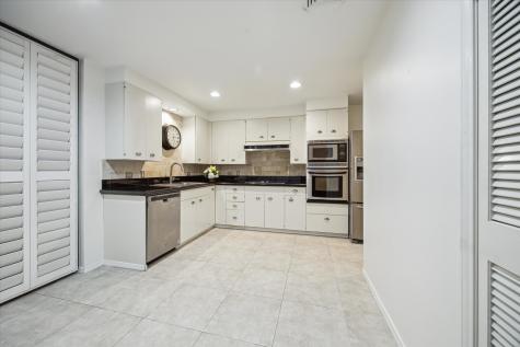 9333 Memorial Drive 301 Houston TX 77024