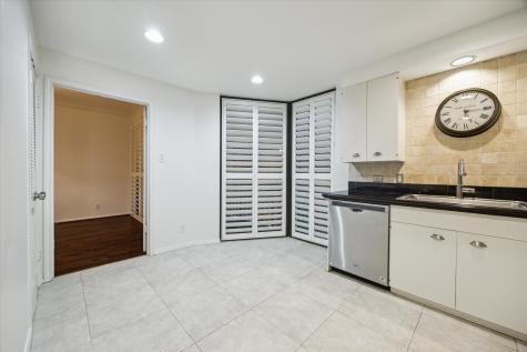 9333 Memorial Drive 301 Houston TX 77024