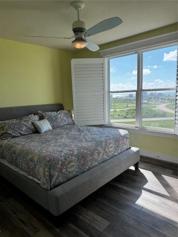 4221 Grassy Pointe Drive 301 Galveston TX 77554