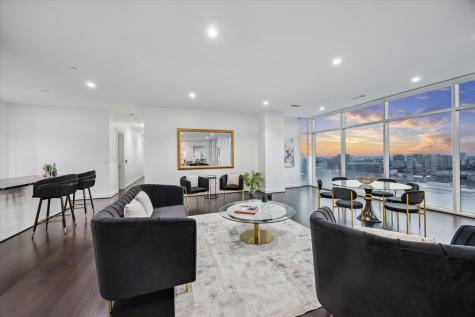 4521 San Felipe Street 2304-5 Houston TX 77027