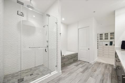 4521 San Felipe Street 2304-5 Houston TX 77027