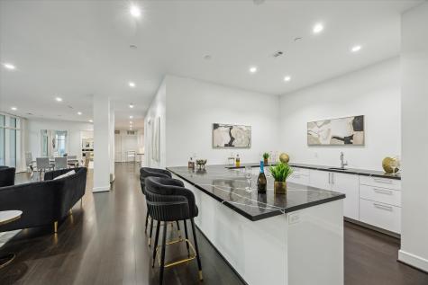 4521 San Felipe Street 2304-5 Houston TX 77027