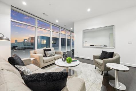 4521 San Felipe Street 2304-5 Houston TX 77027