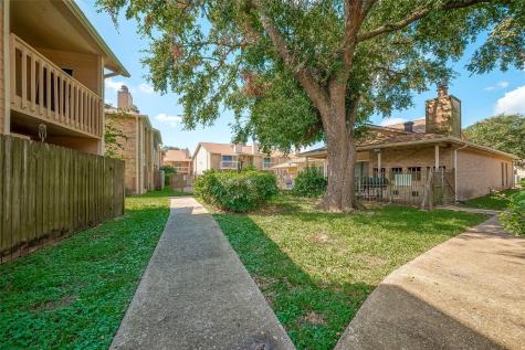 1505 Ward Road 214 Baytown TX 77520