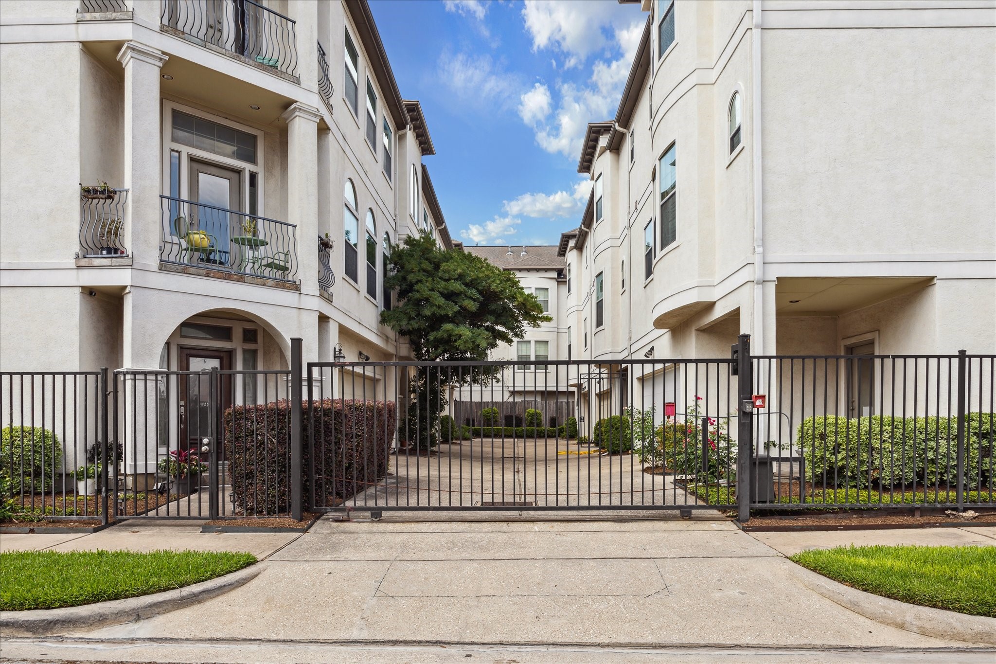 1425 Bremond Street Houston TX 77004