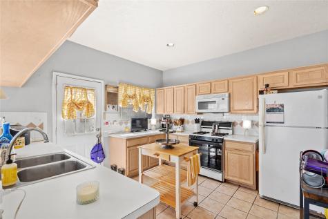 1445 El Camino Village Drive F Houston TX 77058