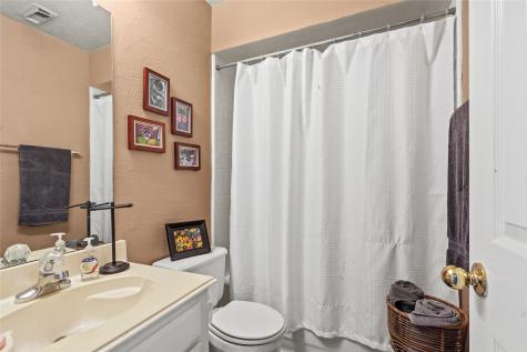 1445 El Camino Village Drive F Houston TX 77058