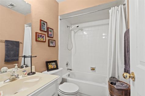 1445 El Camino Village Drive F Houston TX 77058