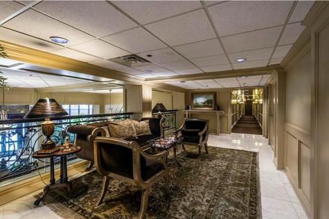 3525 Sage Road 412 Houston TX 77056